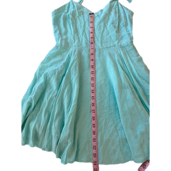 Aritizia Talula Lipinski Soft VNeck Sleeveless Fit And Flare Mini Dress Blue 4 ⛸ - Picture 2 of 8